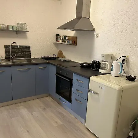 Peaceful With Patio Apartament